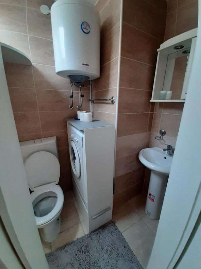 Apartmani Sara 诺威萨 外观 照片
